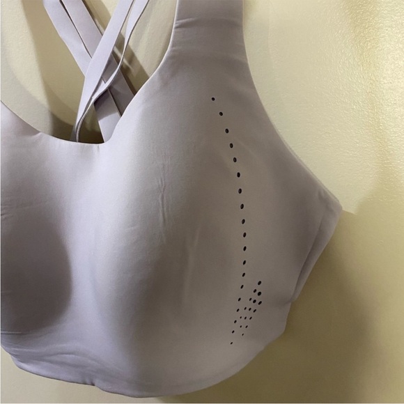 Lululemon AirSupport Bra - Picture 7 of 7